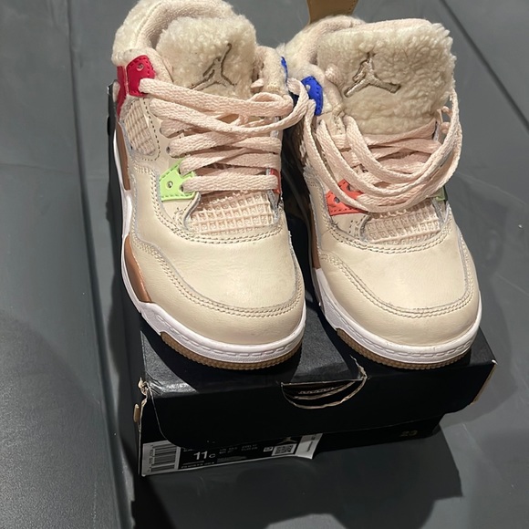 Jordan 4 retro tan - Picture 1 of 3